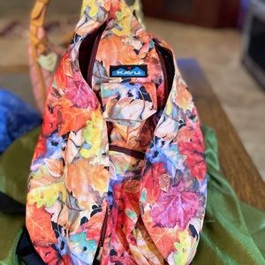 Kavu shoulder sling bag - great for hikes!
